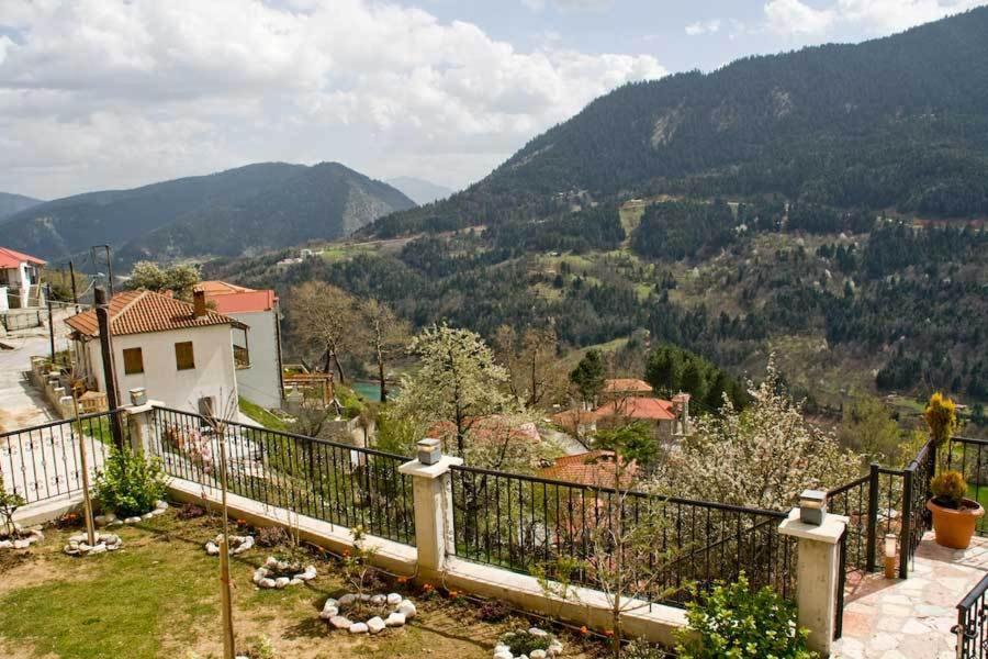 Guesthouse Irida Belokomiti Екстер'єр фото